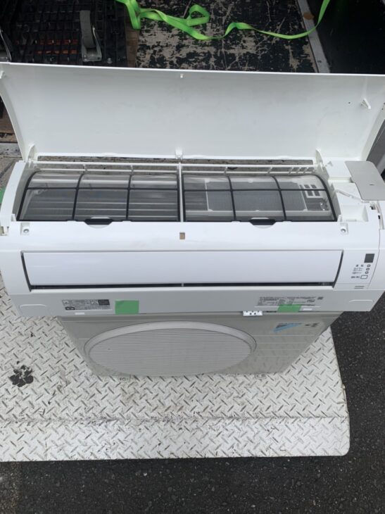 DAIKIN(ダイキン) 2.2kwルームエアコン AN22WEBKS-W の 出張査定依頼 で、大田区へ ｜出張買取MAX