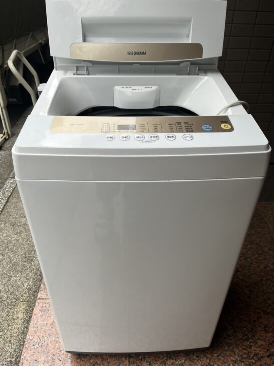 アイリスオーヤマ 洗濯機 IAW-T502EN 5kg 2021年製 J359