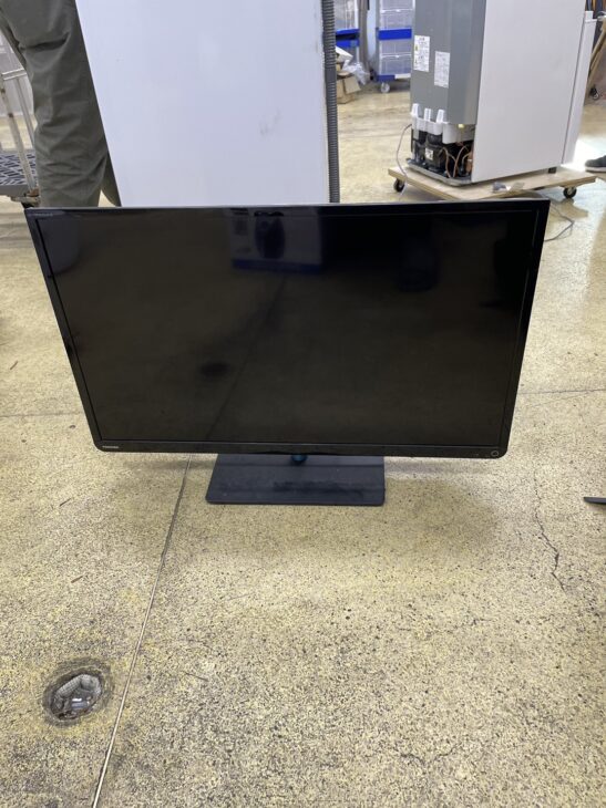 2013年製と2017年製のテレビ【出張買取】東芝 （32S7、49C310X）練馬区 ｜出張買取MAX