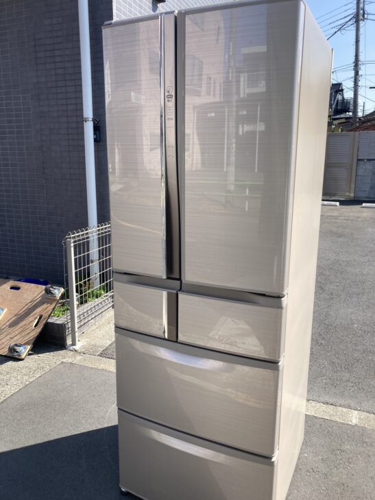 三菱ノンフロン冷凍冷蔵庫 大型 435L - 東京都の家具