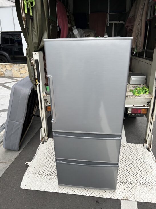 アクア 3ドア冷蔵庫 272L 2017年製 AQR-271F