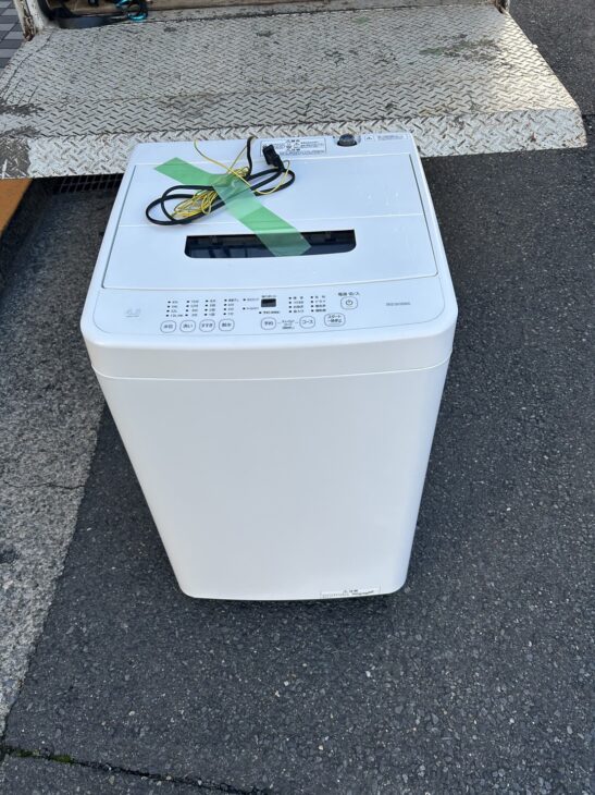 アイリスオーヤマの洗濯機 IAW-T451 2023年製【汚れあり】市川市（買取 