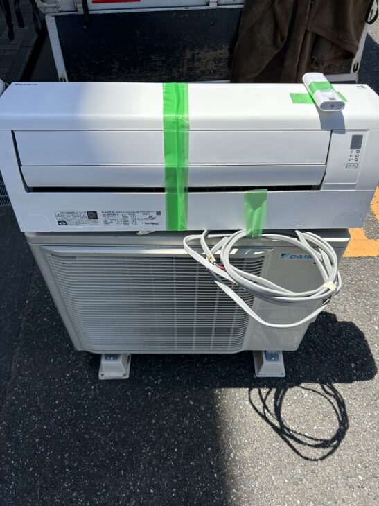 DAIKIN（ダイキン） ルームエアコン 5.6kw AN56ZCBKP-W 2022年製