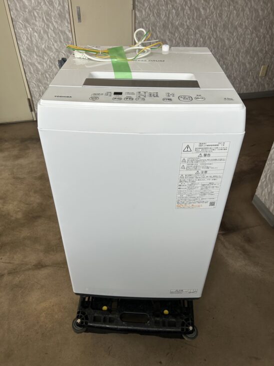 TOSHIBA（東芝）4.5キロ 全自動洗濯機 AW-45M9(W) 2021年製