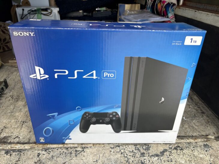 SONY（ソニー）PS4 Pro CUH-7000B BO1 1TB ジェットブラック