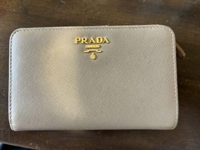 PRADA（プラダ）財布 サフィアーノ ウォレット