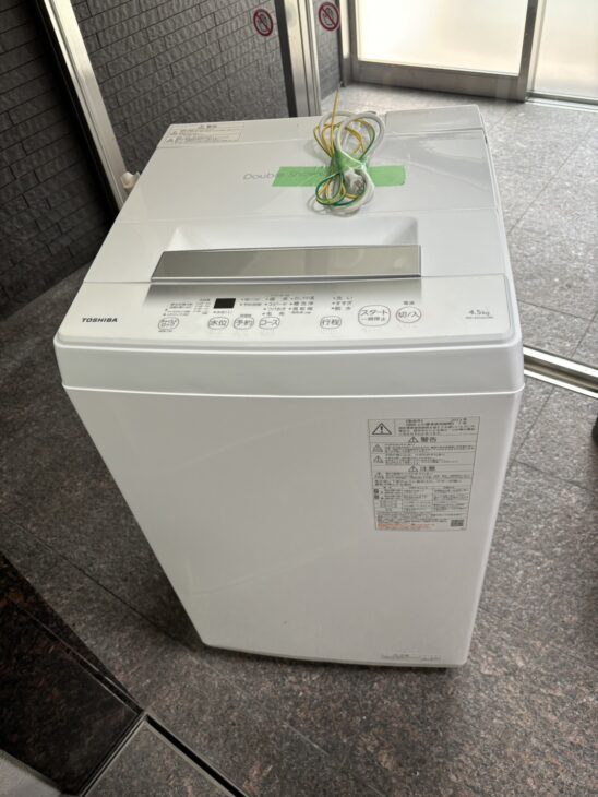 TOSHIBA（東芝）4.5キロ 全自動洗濯機 AW-45GA2(W) 2023年製