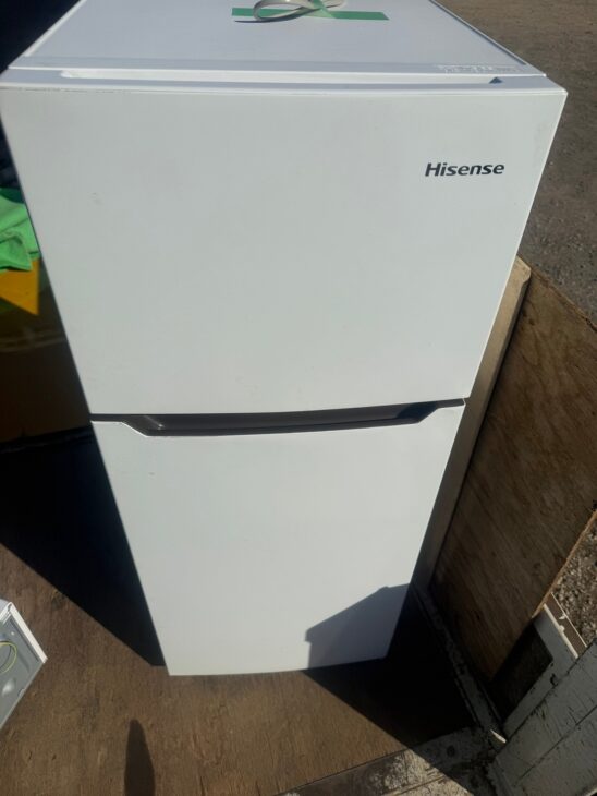 Hisense（ハイセンス）120L 2ドア冷蔵庫 HR-B12C 2020年製